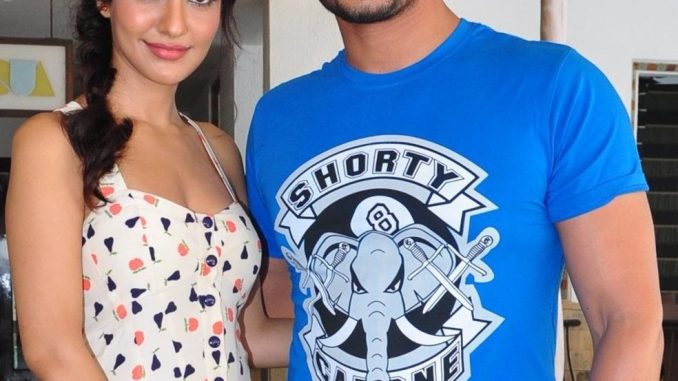 Vivek Oberoi goes ga-ga about Neha Sharma